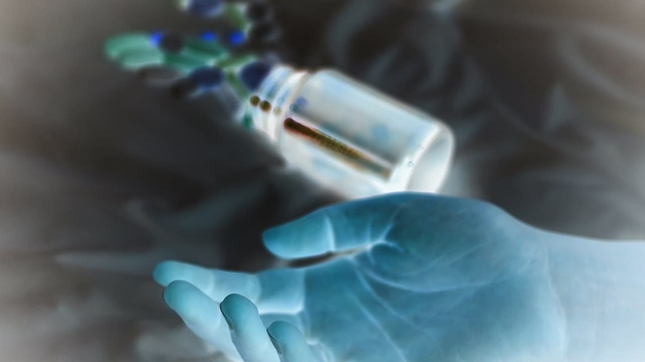 DU girl commits suicide by consuming pesticide; reason unknown, say police