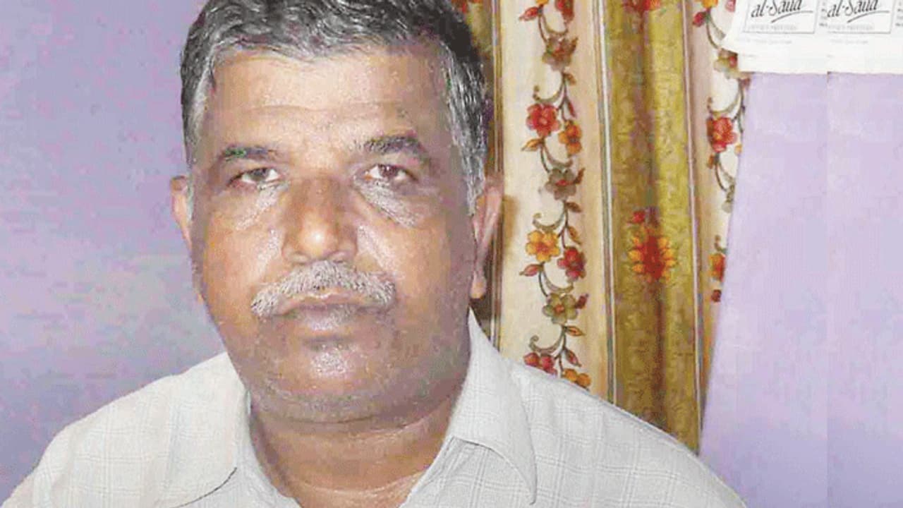 19 ವರ್ಷವಾದರೂ ಕಾರ್ಗಿಲ್ ಯೋಧನಿಗೆ ಸಿಕ್ಕಿಲ್ಲ ಸ್ವಂತ ಸೂರು! 19 ವರ್ಷವಾದರೂ ಕಾರ್ಗಿಲ್ ಯೋಧನಿಗೆ ಸಿಕ್ಕಿಲ್ಲ ಸ್ವಂತ ಸೂರು!