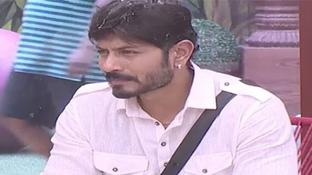 బిగ్ బాస్2: కౌశల్ పై తనీష్ తమ్ముడు ఫైర్! బిగ్ బాస్2: కౌశల్ పై తనీష్ తమ్ముడు ఫైర్!