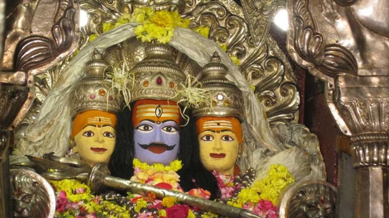 ಪವಿತ್ರ ಹಾಗೂ ಪಾವನ ತಿರ್ಥ ಕ್ಷೇತ್ರವಾಗಿರುವ ಶ್ರೀಕ್ಷೇತ್ರ ಗಾಣಗಾಪುರ ಮಠ ಪವಿತ್ರ ಹಾಗೂ ಪಾವನ ತಿರ್ಥ ಕ್ಷೇತ್ರವಾಗಿರುವ ಶ್ರೀಕ್ಷೇತ್ರ ಗಾಣಗಾಪುರ ಮಠ