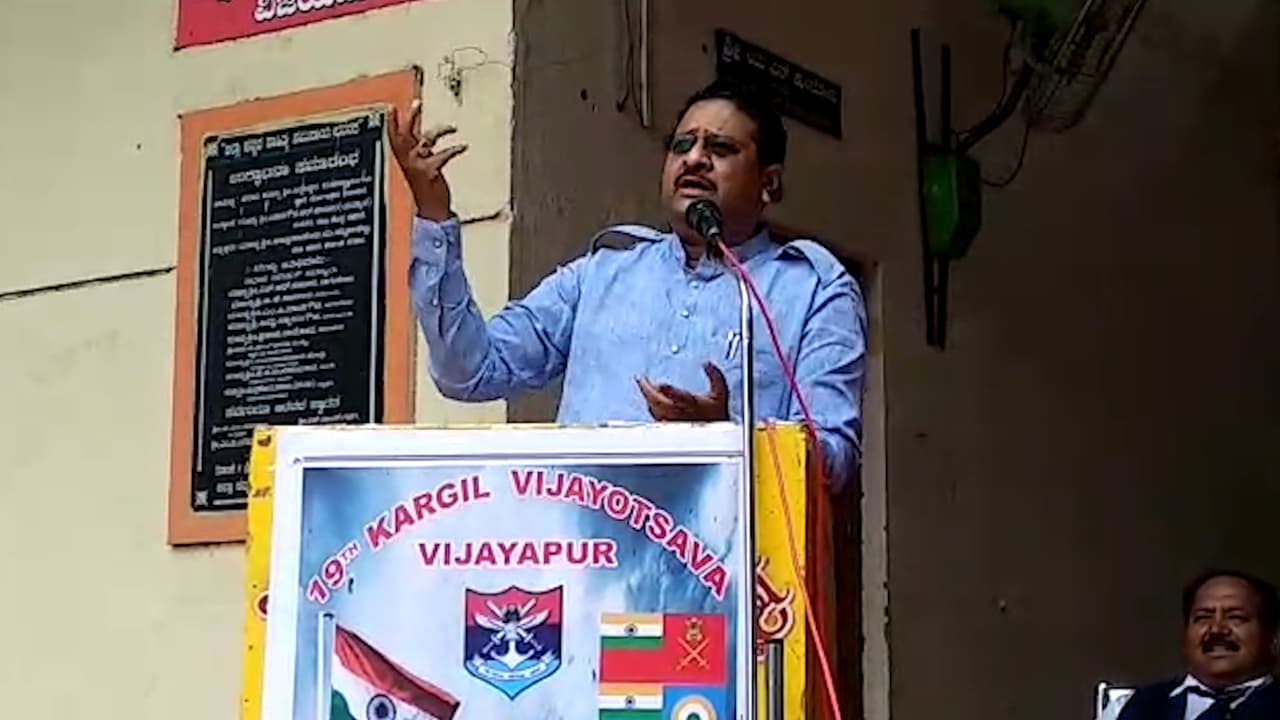 If I were the Home Minister, I'd have ordered to shoot all intellectuals and liberals, says Karnataka MLA