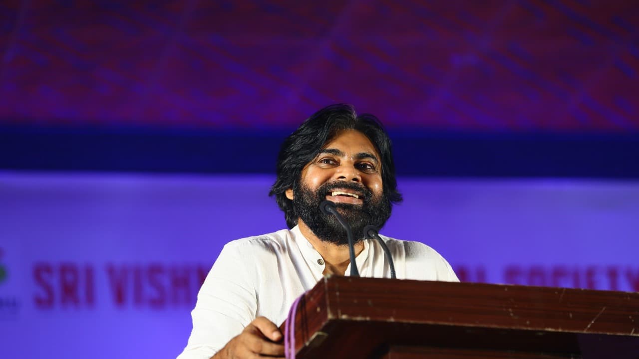 తెలుగు ప్రజలు ఆరాధించే పవర్ కి పుట్టినరోజు శుభాకాంక్షలు!