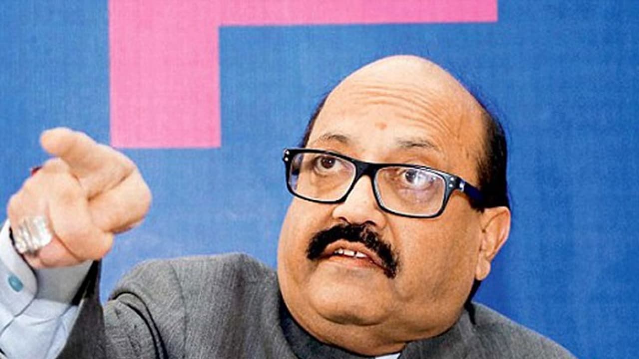 आखिर अमर सिंह ने क्यों कहा अखिलेश को 'ठग'