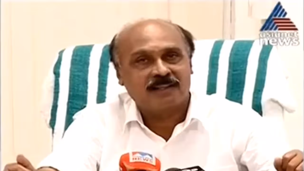 വാഗമൺ ഉളുപ്പുണിയിൽ വൻ കയ്യേറ്റം ഒഴിപ്പിച്ച് റവന്യു വകുപ്പ്; ഒഴിപ്പിച്ചത് 79 ഏക്കർ ഭൂമി വാഗമൺ ഉളുപ്പുണിയിൽ വൻ കയ്യേറ്റം ഒഴിപ്പിച്ച് റവന്യു വകുപ്പ്; ഒഴിപ്പിച്ചത് 79 ഏക്കർ ഭൂമി