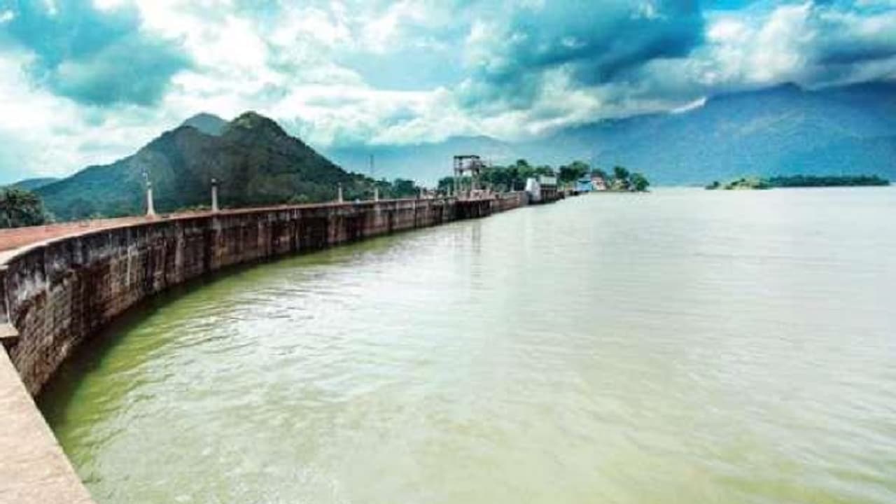 ഇടമലയാർ ഡാമിൽ റെഡ് അലർട്ട് പ്രഖ്യാപിച്ചു: വൃഷ്ടി പ്രദേശത്ത് കനത്ത മഴ ഇടമലയാർ ഡാമിൽ റെഡ് അലർട്ട് പ്രഖ്യാപിച്ചു: വൃഷ്ടി പ്രദേശത്ത് കനത്ത മഴ