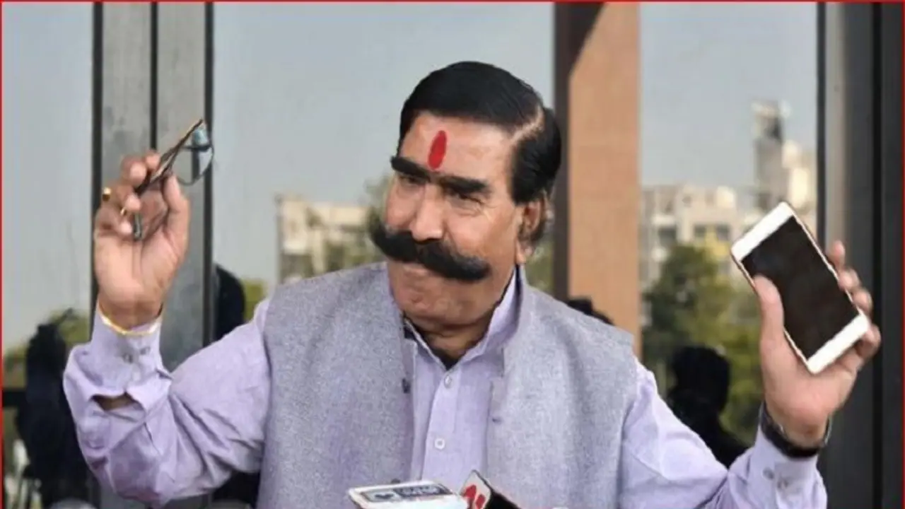 'Jawaharlal Nehru was not a Pandit', says BJP legislator Gyan Dev Ahuja