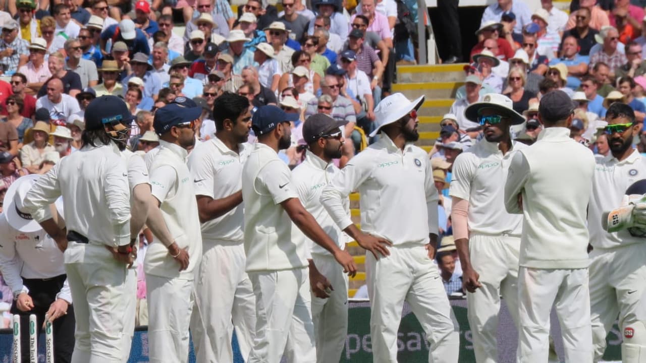 ಲಾರ್ಡ್ಸ್ ಟೆಸ್ಟ್: ಇಂಗ್ಲೆಂಡ್ ಮಣಿಸಿ ಸಮಬಲ ಸಾಧಿಸುತ್ತಾ ಟೀಂ ಇಂಡಿಯಾ? ಲಾರ್ಡ್ಸ್ ಟೆಸ್ಟ್: ಇಂಗ್ಲೆಂಡ್ ಮಣಿಸಿ ಸಮಬಲ ಸಾಧಿಸುತ್ತಾ ಟೀಂ ಇಂಡಿಯಾ?