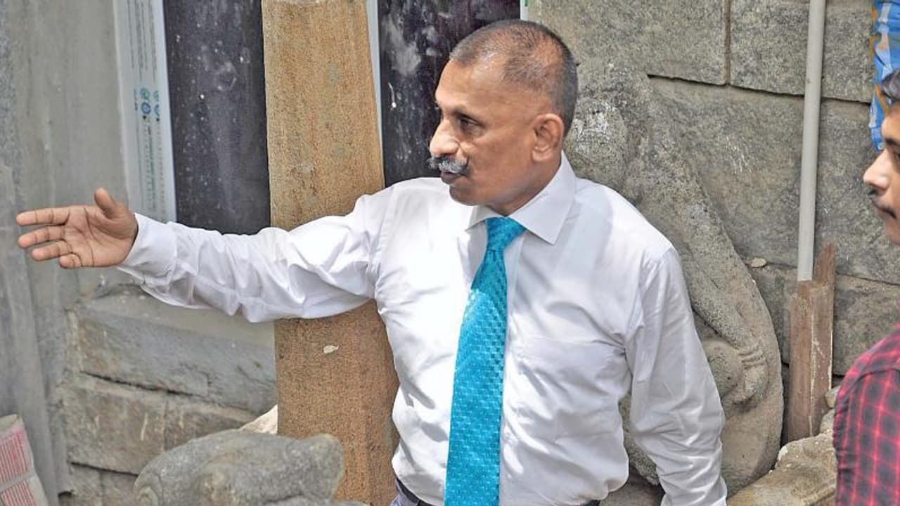 பொன் மாணிக்கவேல் மீதான புகார் குறித்து சிபிஐ விசாரிக்கலாம் உச்சநீதிமன்றம் பொன் மாணிக்கவேல் மீதான புகார் குறித்து சிபிஐ விசாரிக்கலாம் உச்சநீதிமன்றம்