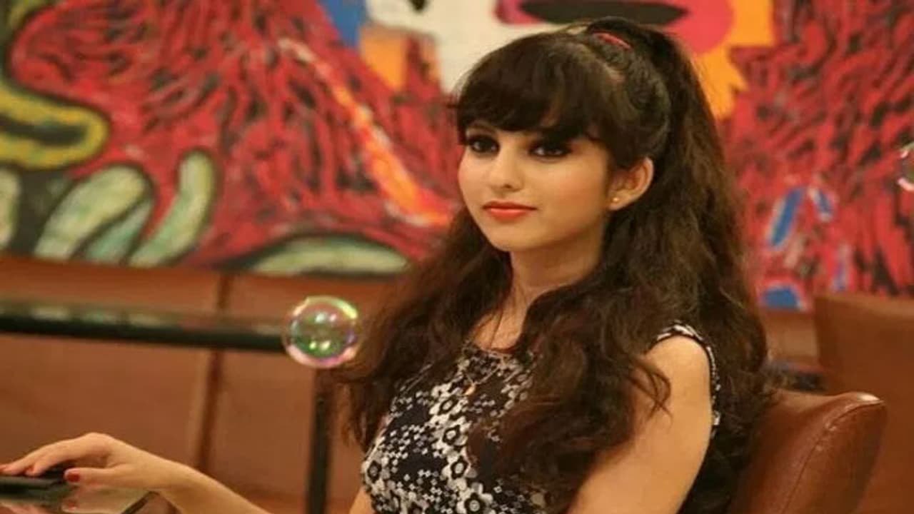 తెలియక చేశాను.. నన్ను క్షమించండి: నటి రిక్వెస్ట్ తెలియక చేశాను.. నన్ను క్షమించండి: నటి రిక్వెస్ట్