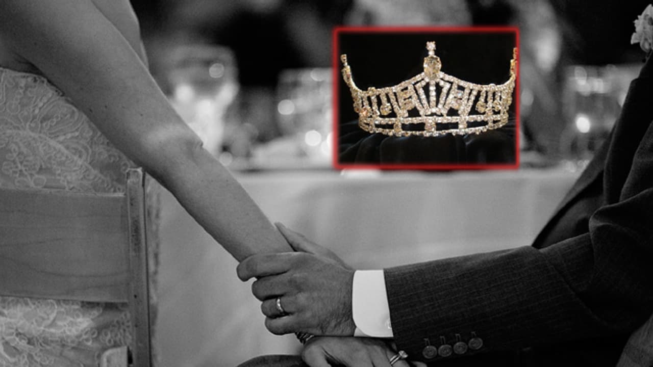 అందాల సుందరిని గర్భవతిని చేసిన రాజకీయనేత అందాల సుందరిని గర్భవతిని చేసిన రాజకీయనేత