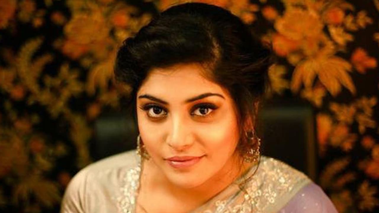 മഞ്ജിമ മോഹന്റെ 'സംസം! നായകൻ സണ്ണി വെയ്ൻ മഞ്ജിമ മോഹന്റെ 'സംസം! നായകൻ സണ്ണി വെയ്ൻ