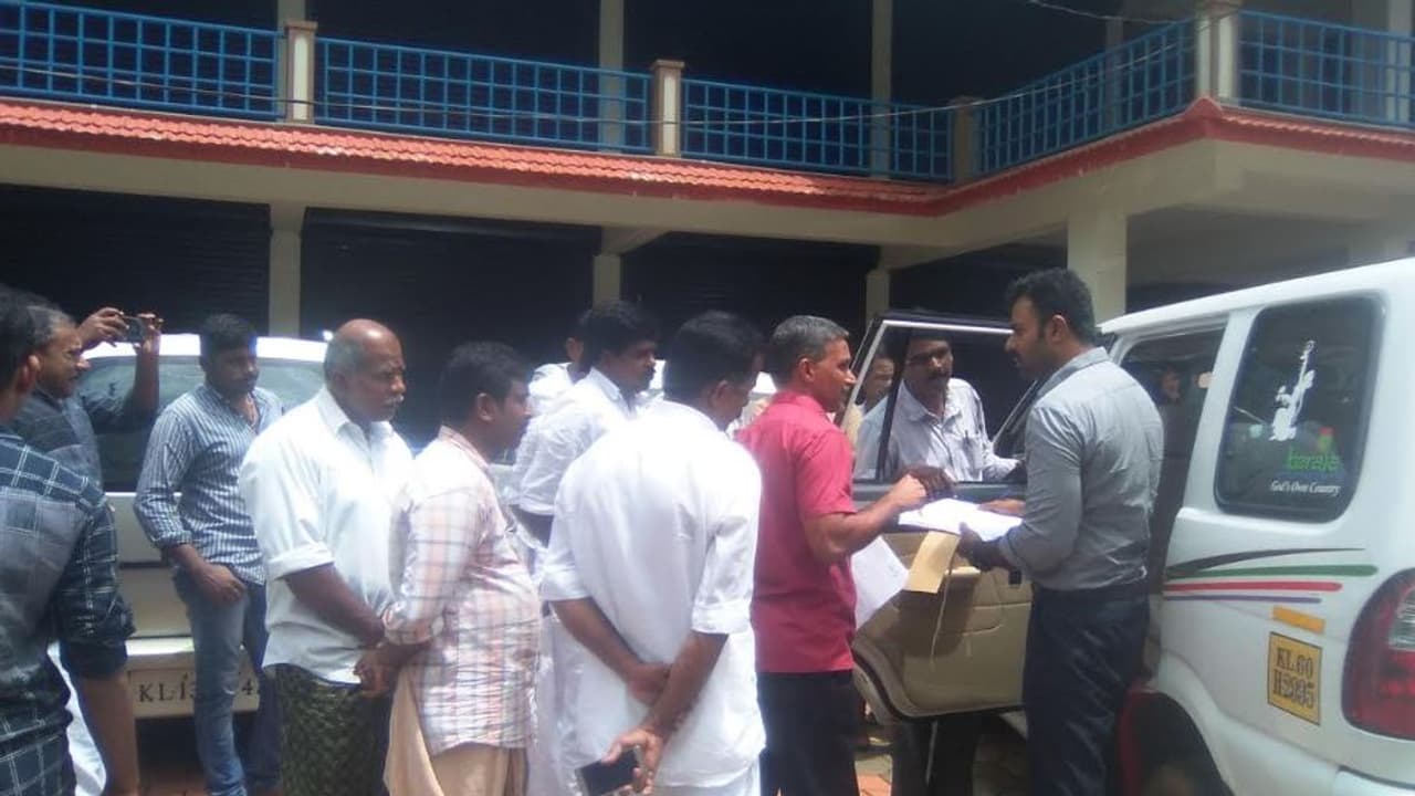 അശാസ്ത്രീയ വൈദ്യുതി വിതരണം ; കണക്ഷന് വിഛേദിക്കാന് വകുപ്പ് നിർദ്ദേശം അശാസ്ത്രീയ വൈദ്യുതി വിതരണം ; കണക്ഷന് വിഛേദിക്കാന് വകുപ്പ് നിർദ്ദേശം