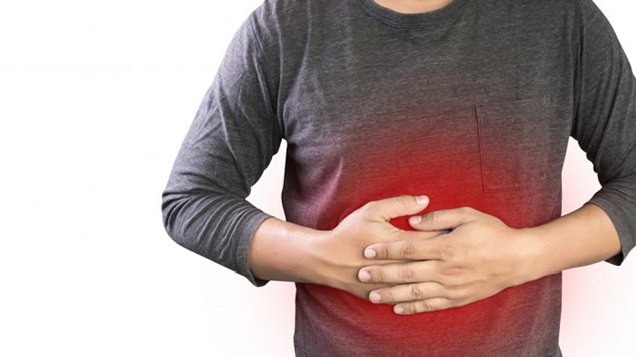 ഈ നാല് കാര്യങ്ങൾ ശ്രദ്ധിച്ചാൽ മതി; അസിഡിറ്റി തടയാം