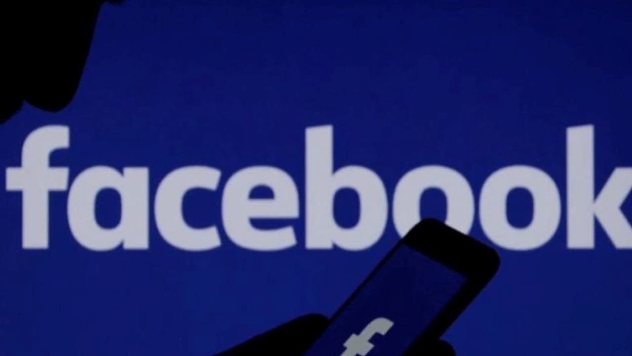 നിങ്ങള് എന്റെ അടിമയോ?; ഫേസ്ബുക്ക് തന്നെ പറഞ്ഞ തരും നിങ്ങള് എന്റെ അടിമയോ?; ഫേസ്ബുക്ക് തന്നെ പറഞ്ഞ തരും