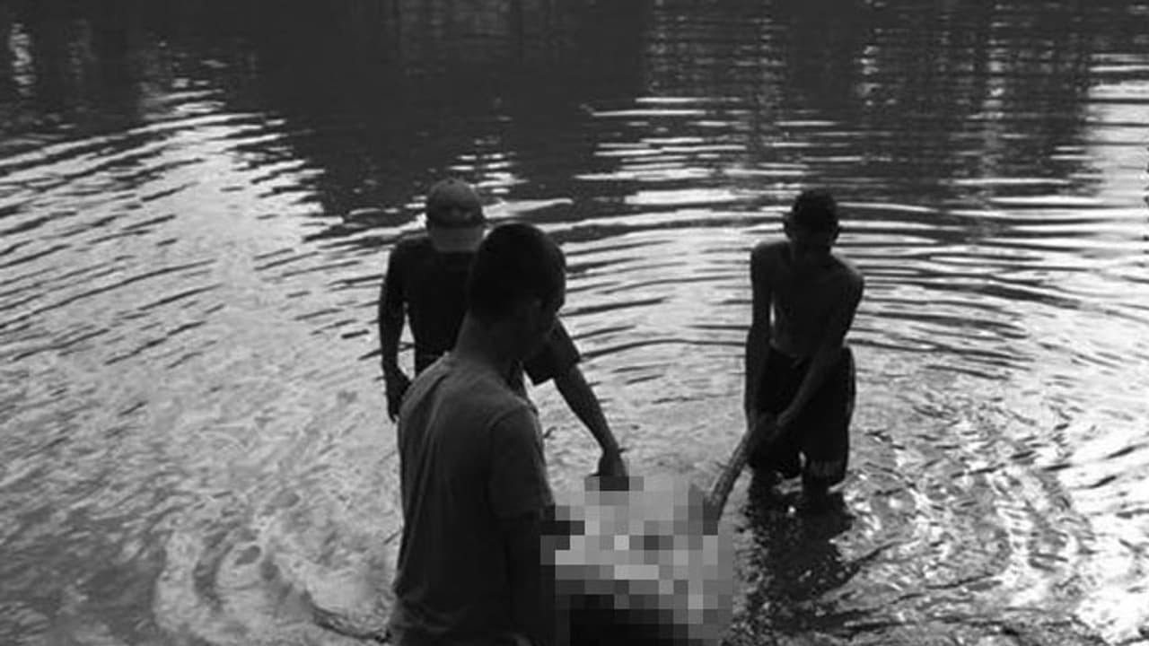 భార్య కాపురానికి రావడం లేదని.. ముగ్గురు పిల్లలను నదిలో పడేసిన తండ్రి భార్య కాపురానికి రావడం లేదని.. ముగ్గురు పిల్లలను నదిలో పడేసిన తండ్రి