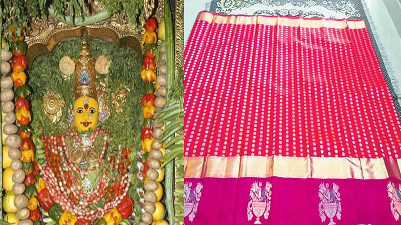 దుర్గమ్మ చీరె మాయం: ట్రస్ట్ బోర్డు పదవి నుండి కోడెల సూర్యలత ఔట్ దుర్గమ్మ చీరె మాయం: ట్రస్ట్ బోర్డు పదవి నుండి కోడెల సూర్యలత ఔట్