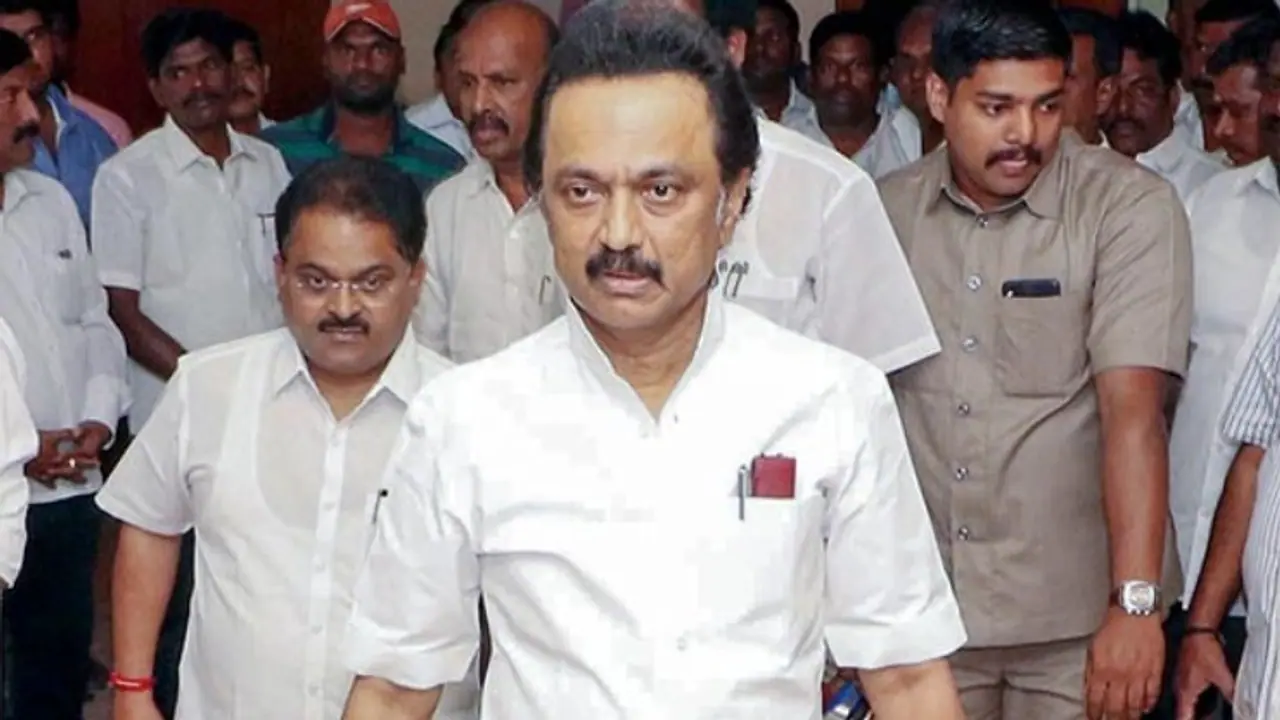 பதவி பறிபோகும் பயத்தால் தடுத்த எடப்பாடி... செலவே இல்லாத விளம்பரத்தால் மு.க.ஸ்டாலின் மகிழ்ச்சி..! பதவி பறிபோகும் பயத்தால் தடுத்த எடப்பாடி... செலவே இல்லாத விளம்பரத்தால் மு.க.ஸ்டாலின் மகிழ்ச்சி..!