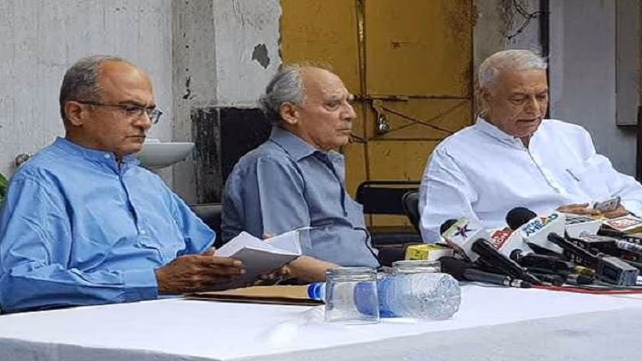 Rafale: Prashant Bhushan, Yashwant Sinha, Arun Shourie concoct stories about deal at PC