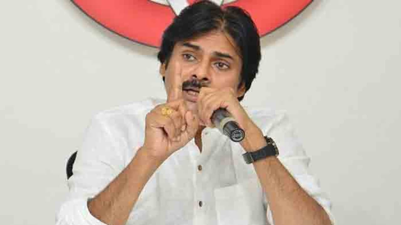 జనసేనలో చీలికలు.. కారణం ఏంటి..? జనసేనలో చీలికలు.. కారణం ఏంటి..?