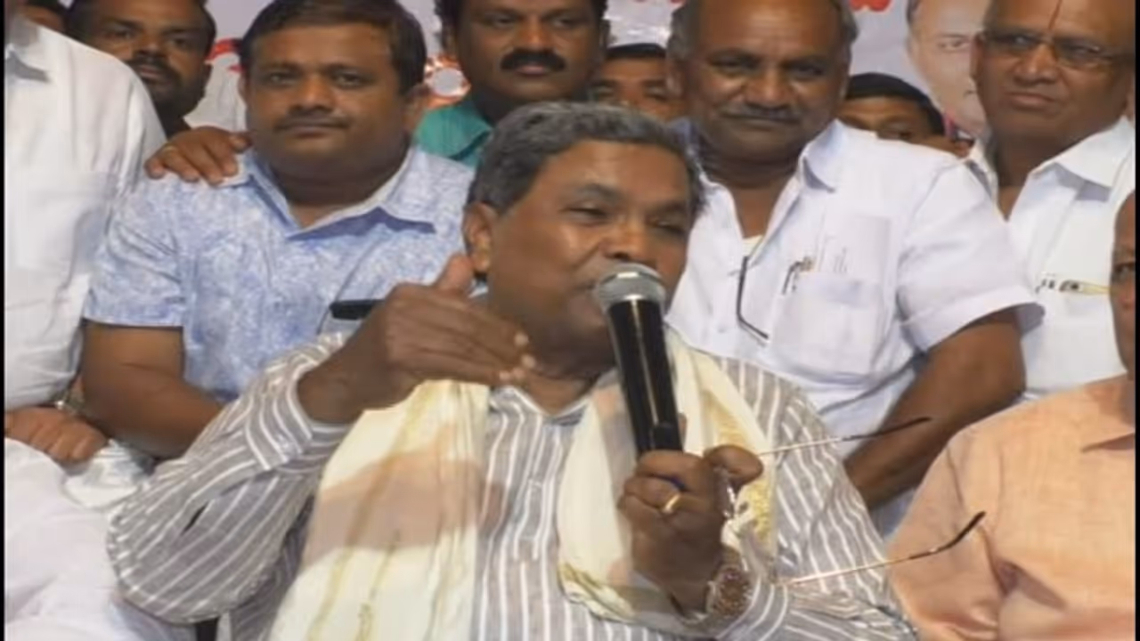 ನನ್ನ ಹೆಸರಲ್ಲಿ ಜಾರ್ಜ್, ರಹೀಮ್ ಅಂತಿಲ್ಲ: ಸಿದ್ದ‘ರಾಮ’ಯ್ಯ! ನನ್ನ ಹೆಸರಲ್ಲಿ ಜಾರ್ಜ್, ರಹೀಮ್ ಅಂತಿಲ್ಲ: ಸಿದ್ದ‘ರಾಮ’ಯ್ಯ!