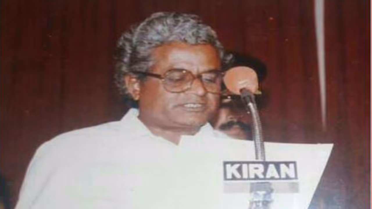 ಮಾಜಿ ಸಚಿವ ಈಟಿ ಶಂಭುನಾಥ ವಿಧಿವಶ ಮಾಜಿ ಸಚಿವ ಈಟಿ ಶಂಭುನಾಥ ವಿಧಿವಶ
