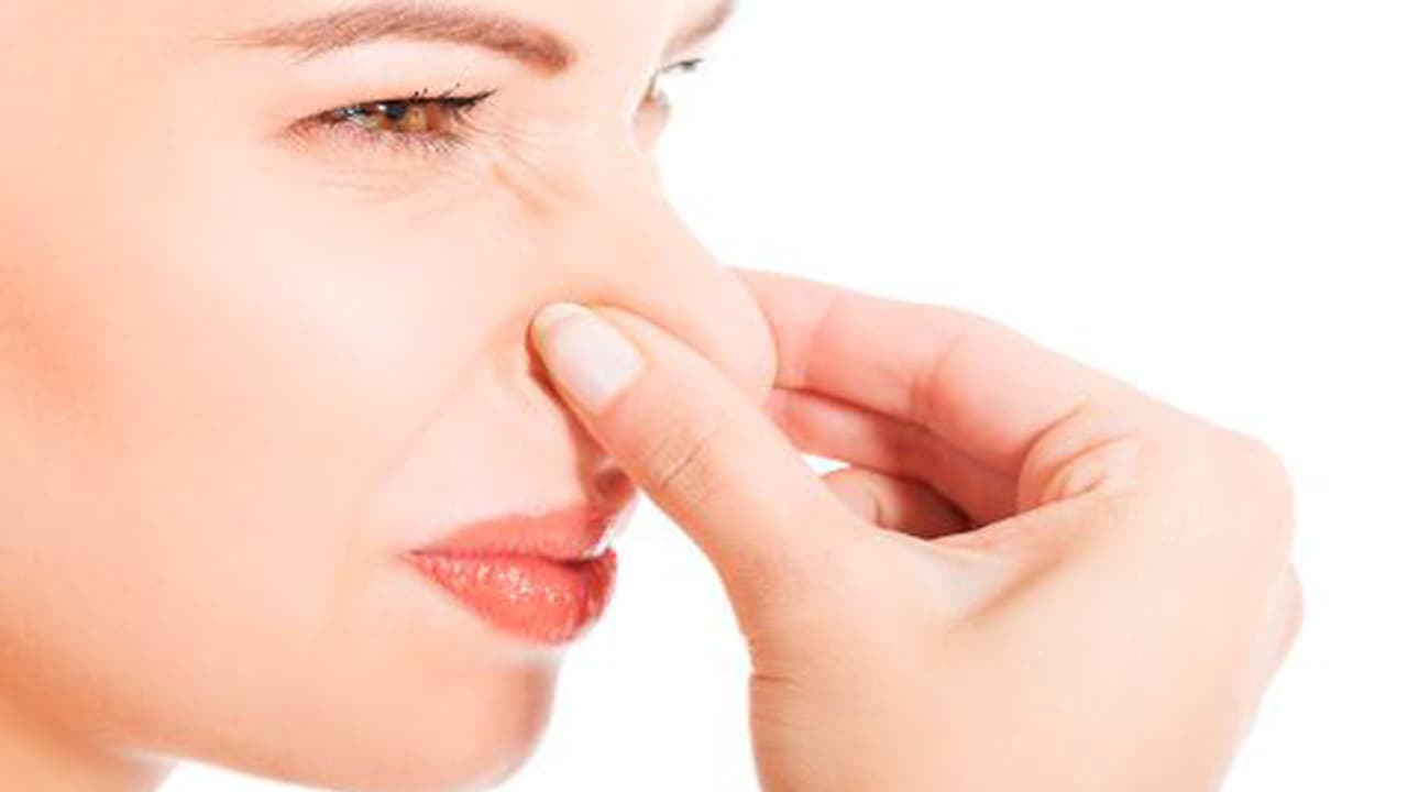 ശരീര ദുര്ഗന്ധത്തിന് കാരണം ഈ ഭക്ഷണങ്ങള് ശരീര ദുര്ഗന്ധത്തിന് കാരണം ഈ ഭക്ഷണങ്ങള്