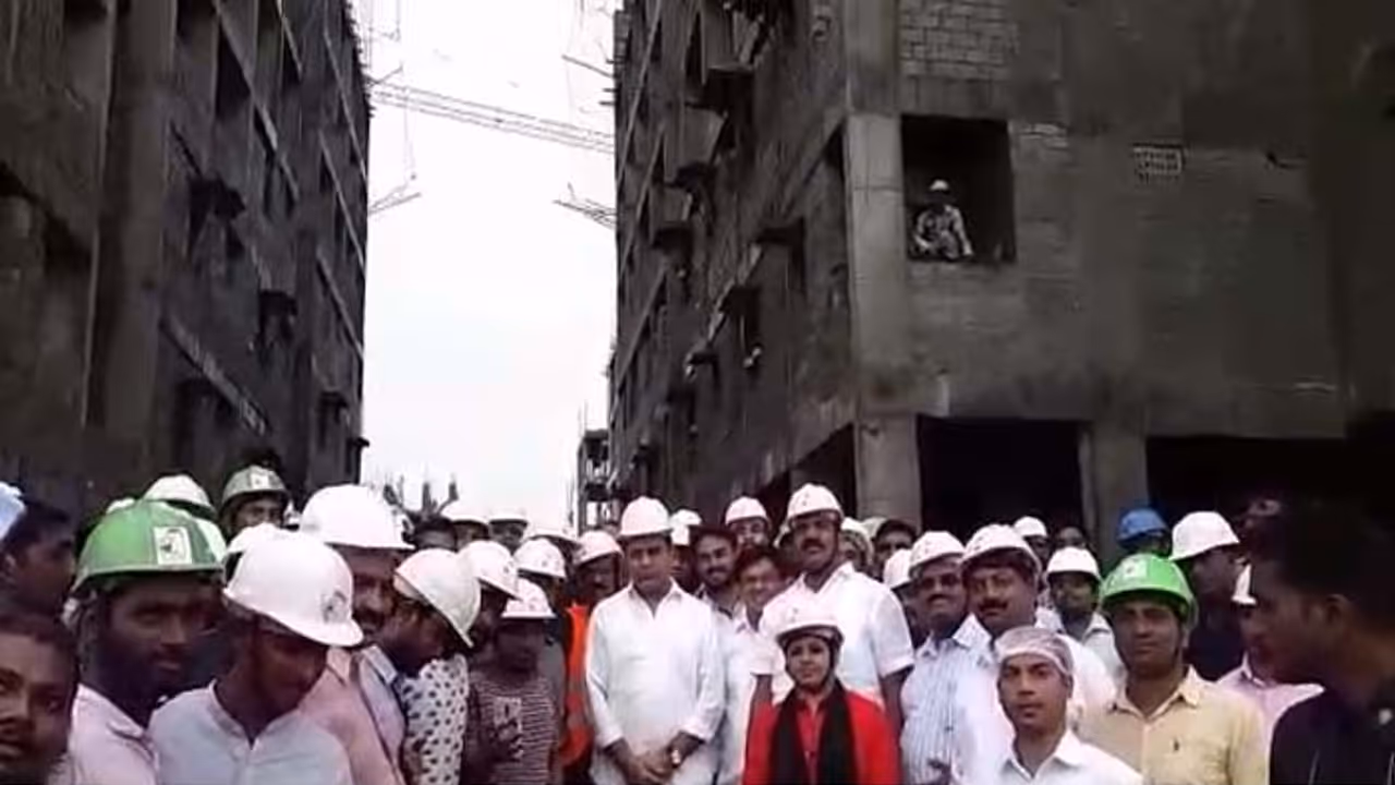 200 ఎకరాల్లో 15,660 డబుల్ బెడ్ రూం ఇండ్లు, పరిశీలించిన కేటీఆర్ (వీడియో)