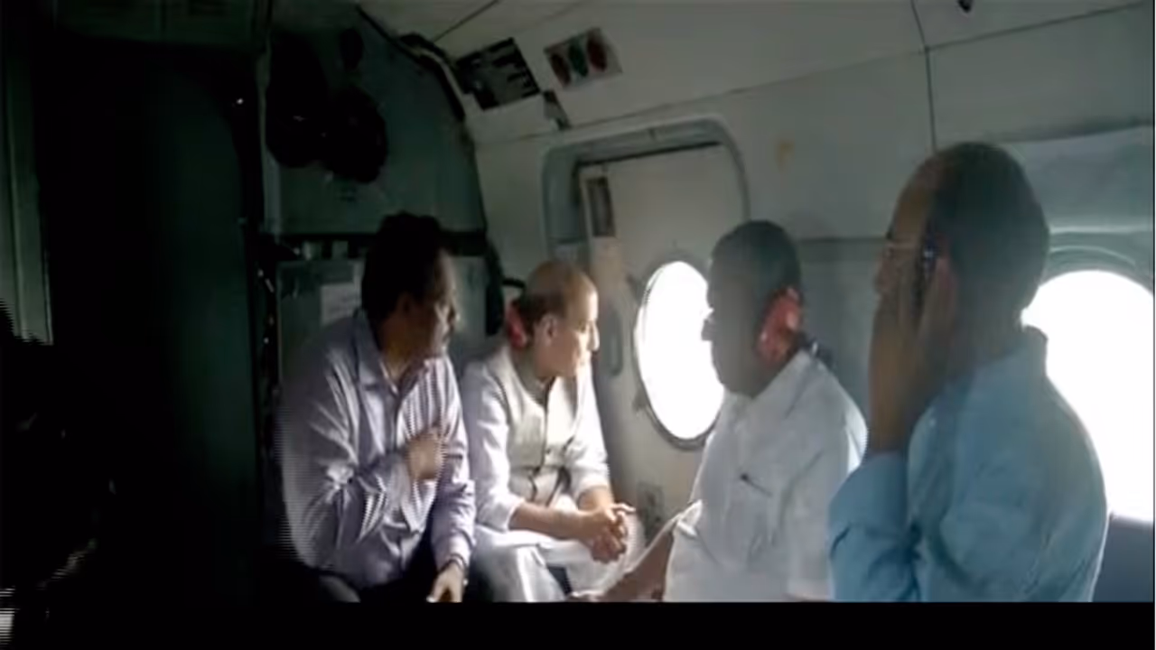 മഴക്കെടുതി വിലയിരുത്താന് രാജ്നാഥ് സിംഗ് സംസ്ഥാനത്തെത്തി മഴക്കെടുതി വിലയിരുത്താന് രാജ്നാഥ് സിംഗ് സംസ്ഥാനത്തെത്തി