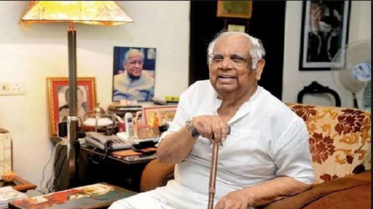 ಮಾಜಿ ಲೋಕಸಭಾ ಸ್ಪೀಕರ್ ಸೋಮನಾಥ್ ಚಟರ್ಜಿ ಗಂಭೀರ! ಮಾಜಿ ಲೋಕಸಭಾ ಸ್ಪೀಕರ್ ಸೋಮನಾಥ್ ಚಟರ್ಜಿ ಗಂಭೀರ!
