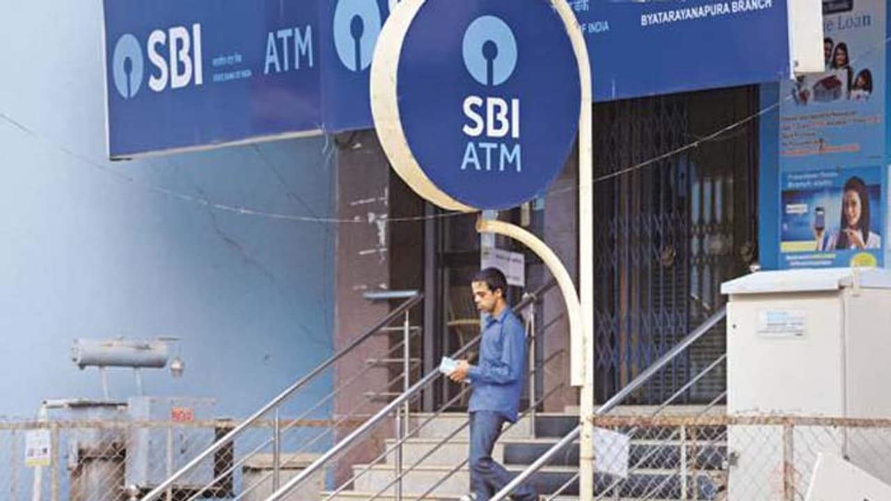SBI ಗ್ರಾಹಕರಿಗೆ ಸಿಹಿ ಸುದ್ದಿ: ಠೇವಣಿ ಬಡ್ಡಿ ದರ ಏರಿಕೆ! SBI ಗ್ರಾಹಕರಿಗೆ ಸಿಹಿ ಸುದ್ದಿ: ಠೇವಣಿ ಬಡ್ಡಿ ದರ ಏರಿಕೆ!