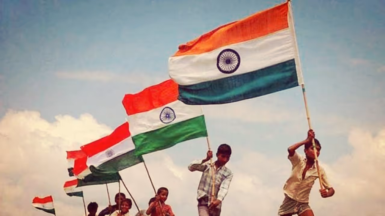 ಸ್ಯಾಂಡಲ್ವುಡ್ ಸೆಲಬ್ರಿಟಿಗಳ ಸ್ವತಂತ್ರ ದಿನಾಚರಣೆ ಸ್ಯಾಂಡಲ್ವುಡ್ ಸೆಲಬ್ರಿಟಿಗಳ ಸ್ವತಂತ್ರ ದಿನಾಚರಣೆ