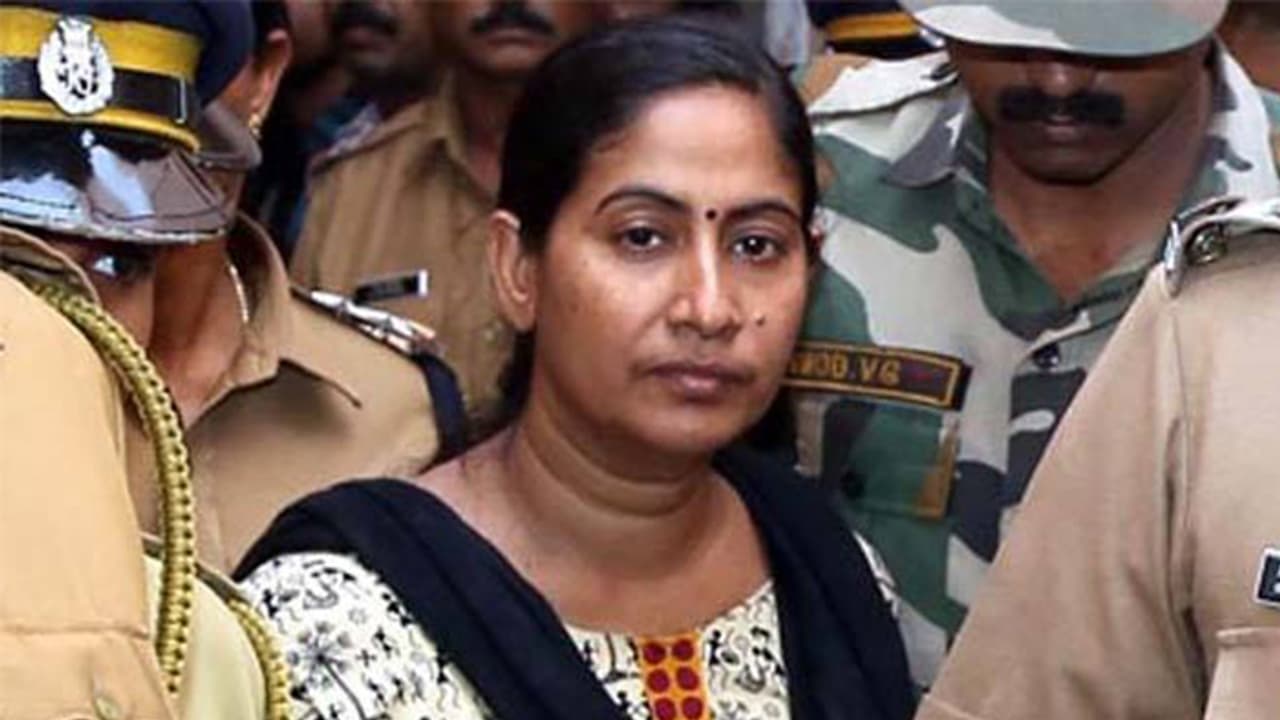 മാവോയിസ്റ്റ് നേതാവ് ഷൈന ജയില് മോചിതയായി മാവോയിസ്റ്റ് നേതാവ് ഷൈന ജയില് മോചിതയായി