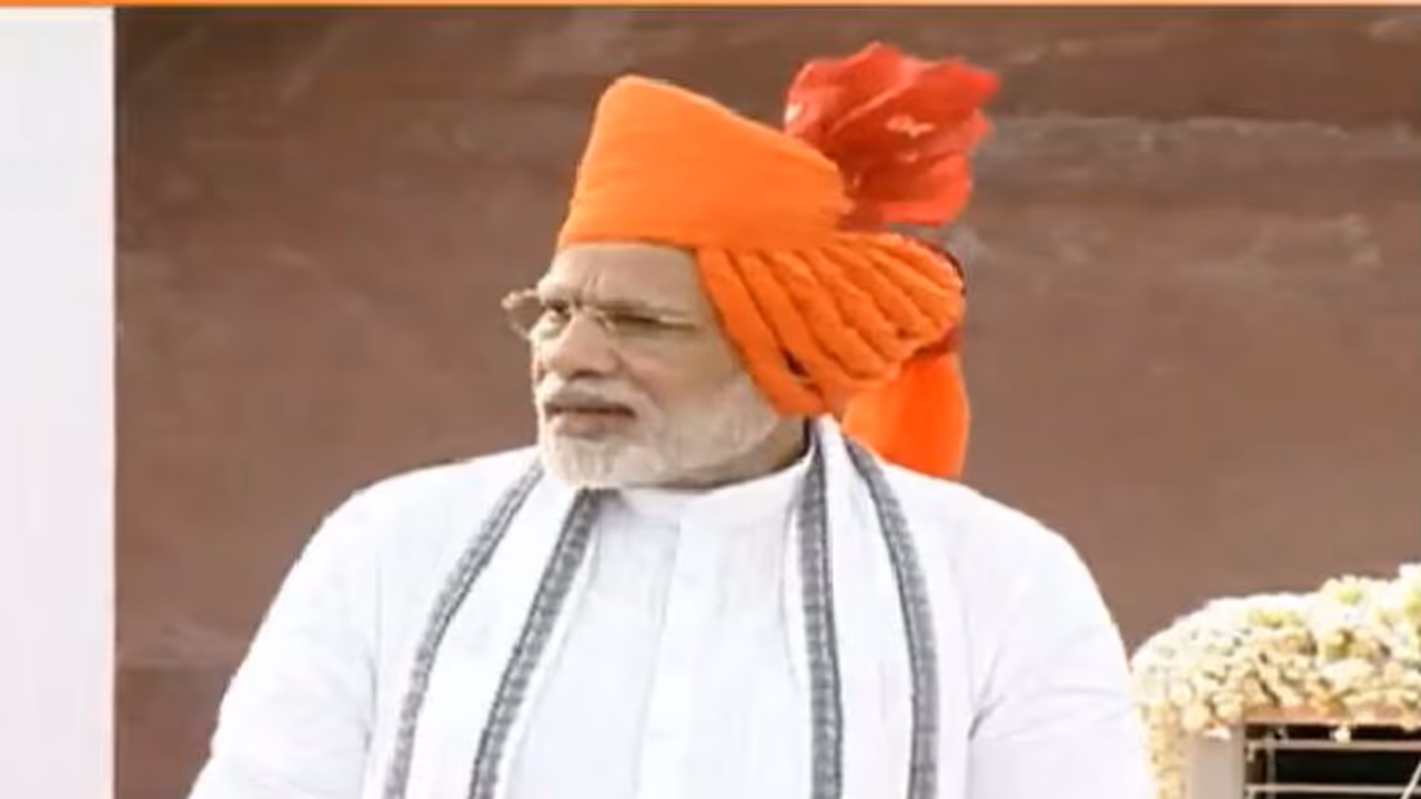 Independence Day: PM Modi says at 2013 pace of functioning, nation won't have developed for generations Independence Day: PM Modi says at 2013 pace of functioning, nation won't have developed for generations