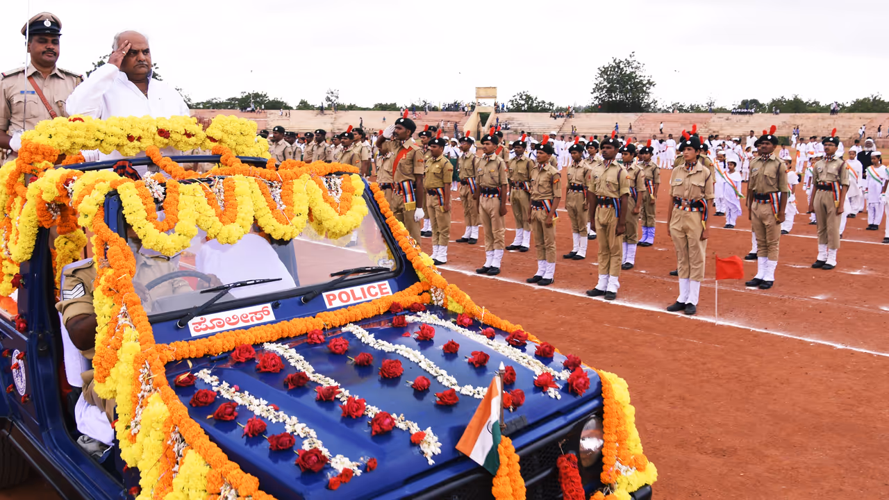 ದೇಶದ ಐಕ್ಯತೆ, ಸಮಗ್ರತೆ ಕಾಪಾಡಲು ಶಿವಾನಂದ ಪಾಟೀಲ ಕರೆ! ದೇಶದ ಐಕ್ಯತೆ, ಸಮಗ್ರತೆ ಕಾಪಾಡಲು ಶಿವಾನಂದ ಪಾಟೀಲ ಕರೆ!