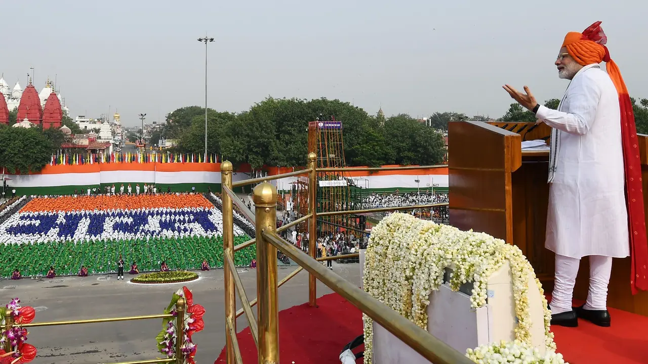 ...लालकिले से पीएम मोदी के पांच 'हिट डॉयलॉग'