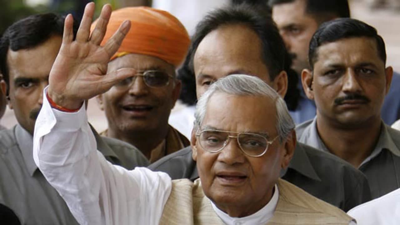 ಸಮರಕ್ಕೂ ಸೈ, ಶಾಂತಿಗೂ ಜೈ ಅಂತಿದ್ರು ನಮ್ಮ ಅಟಲ್ ಜೀ!