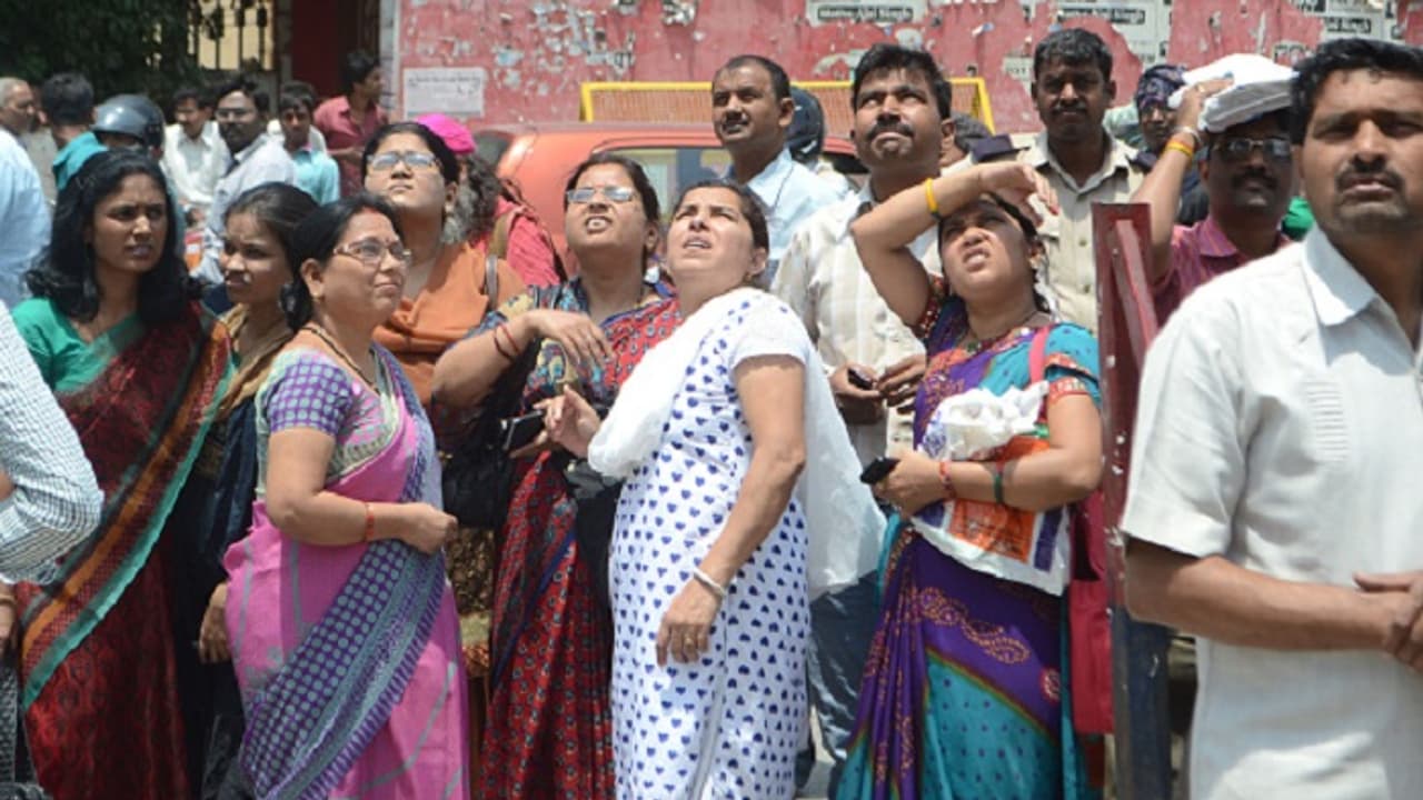 Bengaluru panics with reports of tremors, explosion; Here is what experts say
