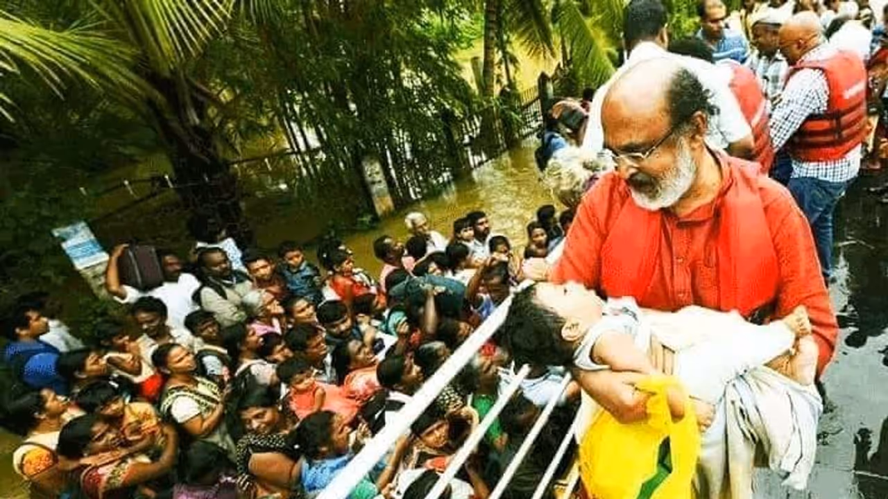 కేరళలో ప్రకృతి విలయం...324మంది మృతి కేరళలో ప్రకృతి విలయం...324మంది మృతి