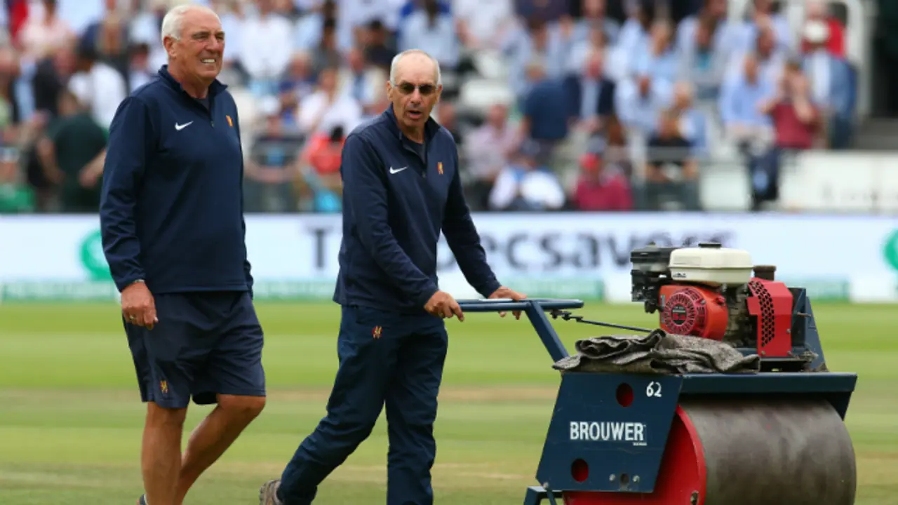India vs England 2018: Lord's wicket will be very difficult to change, says retiring curator Mike Hunt