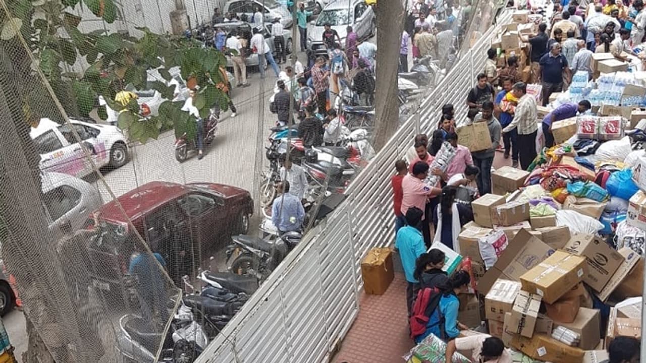 ಸುವರ್ಣ ನ್ಯೂಸ್ ಸಂಕಲ್ಪಕ್ಕೆ ಸ್ಪಂದಿಸಿದ ಕರುನಾಡು ಸುವರ್ಣ ನ್ಯೂಸ್ ಸಂಕಲ್ಪಕ್ಕೆ ಸ್ಪಂದಿಸಿದ ಕರುನಾಡು