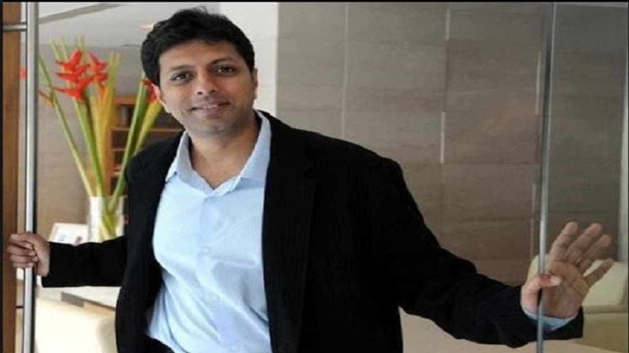 ‘ಮನೆಗೆ ಹೋದ್ಮೇಲೆ ಇ ಮೇಲ್ ಅಲ್ಲ ಫಿಮೇಲ್ ನೋಡಿ’! ‘ಮನೆಗೆ ಹೋದ್ಮೇಲೆ ಇ ಮೇಲ್ ಅಲ್ಲ ಫಿಮೇಲ್ ನೋಡಿ’!