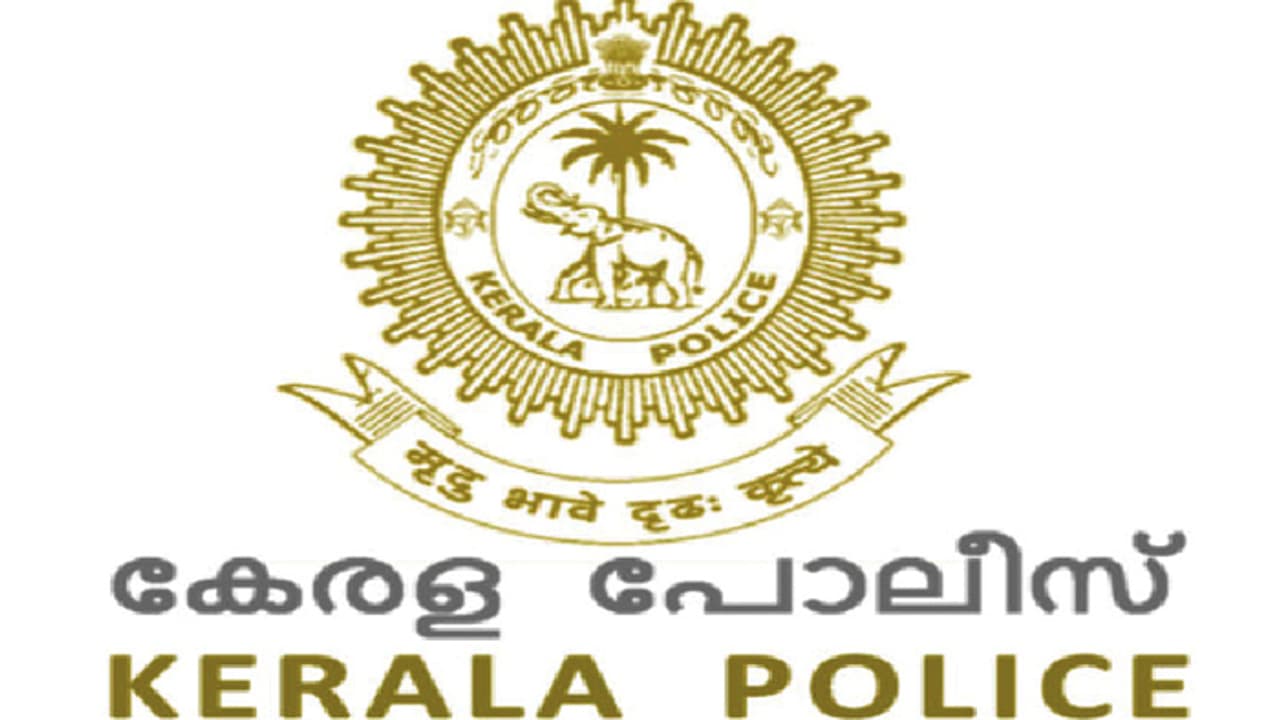 Suicide Attempt : പൊലീസ് സ്റ്റേഷനിൽ യുവാവിന്റെ ആത്മഹത്യാ ശ്രമം Suicide Attempt : പൊലീസ് സ്റ്റേഷനിൽ യുവാവിന്റെ ആത്മഹത്യാ ശ്രമം