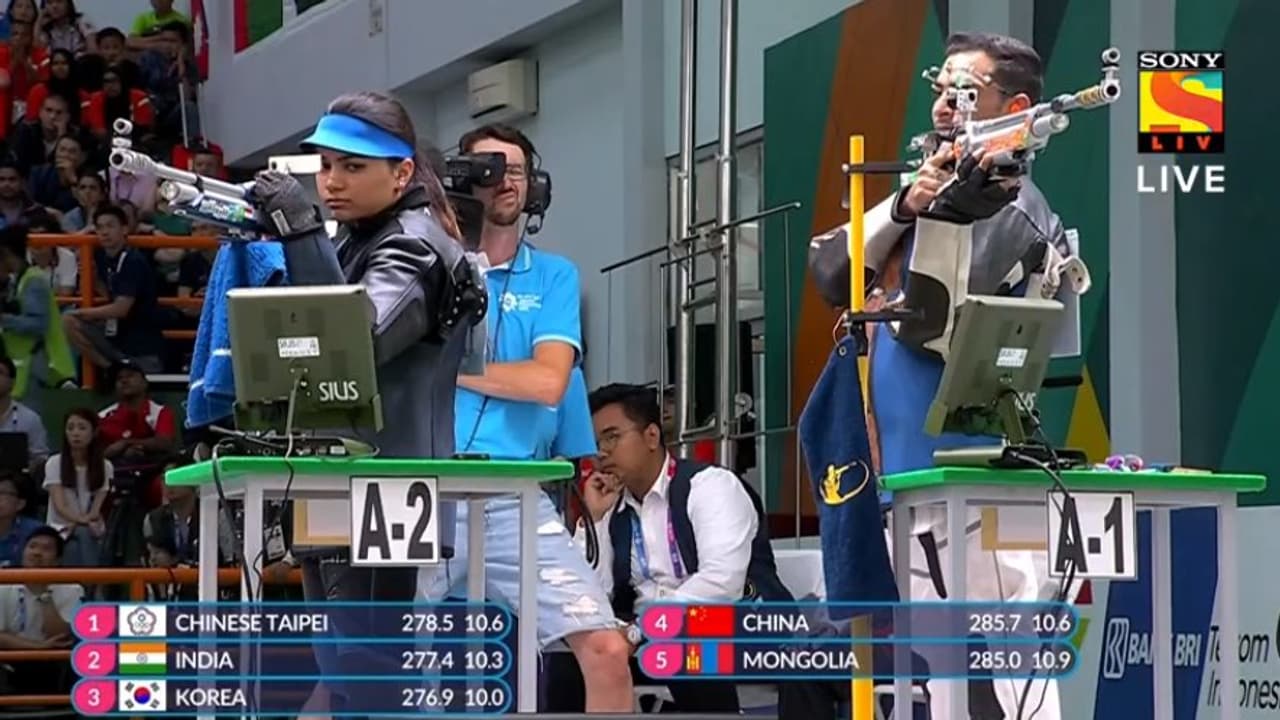ಏಷ್ಯನ್ ಗೇಮ್ಸ್: ಶೂಟಿಂಗ್ ಮೂಲಕ ಭಾರತದ ಪದಕದ ಬೇಟೆ ಆರಂಭ ಏಷ್ಯನ್ ಗೇಮ್ಸ್: ಶೂಟಿಂಗ್ ಮೂಲಕ ಭಾರತದ ಪದಕದ ಬೇಟೆ ಆರಂಭ