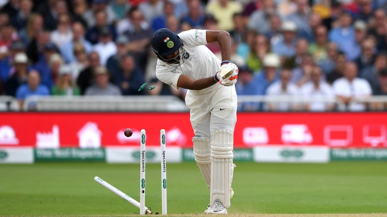 ಟ್ರೆಂಟ್ಬ್ರಿಡ್ಜ್ ಟೆಸ್ಟ್: 329 ರನ್ಗೆ ಟೀಂ ಇಂಡಿಯಾ ಆಲೌಟ್ ಟ್ರೆಂಟ್ಬ್ರಿಡ್ಜ್ ಟೆಸ್ಟ್: 329 ರನ್ಗೆ ಟೀಂ ಇಂಡಿಯಾ ಆಲೌಟ್