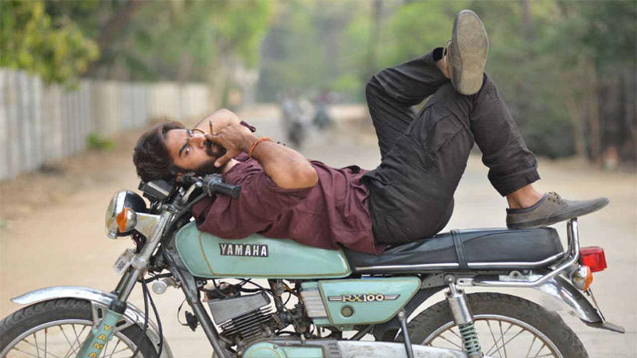 వేలానికి 'RX100' బైక్.. ఆ డబ్బుని ఏం చేయబోతున్నారంటే! వేలానికి 'RX100' బైక్.. ఆ డబ్బుని ఏం చేయబోతున్నారంటే!