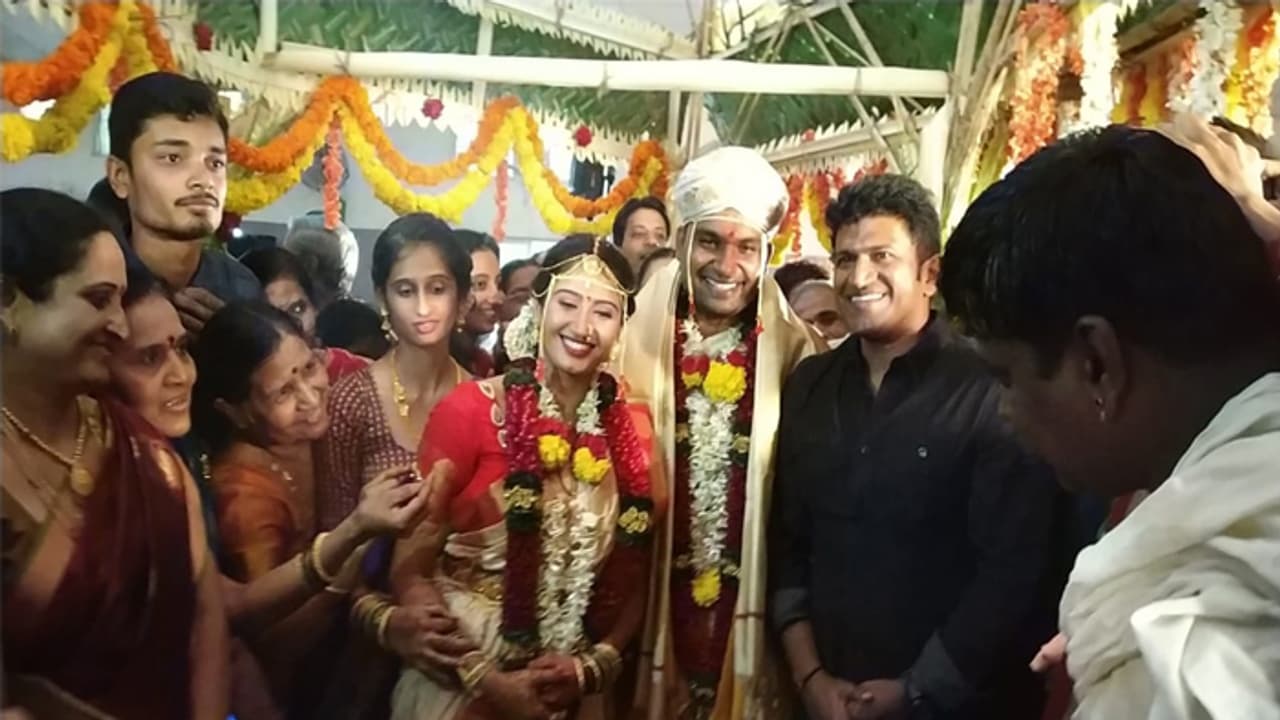 ಕಾಫಿ ತೋಟದ ನಟಿಯೊಂದಿಗೆ ದಾಂಪತ್ಯ ಜೀವನಕ್ಕೆ ಕಾಲಿಟ್ಟ ಪವನ್ ಒಡೆಯರ್