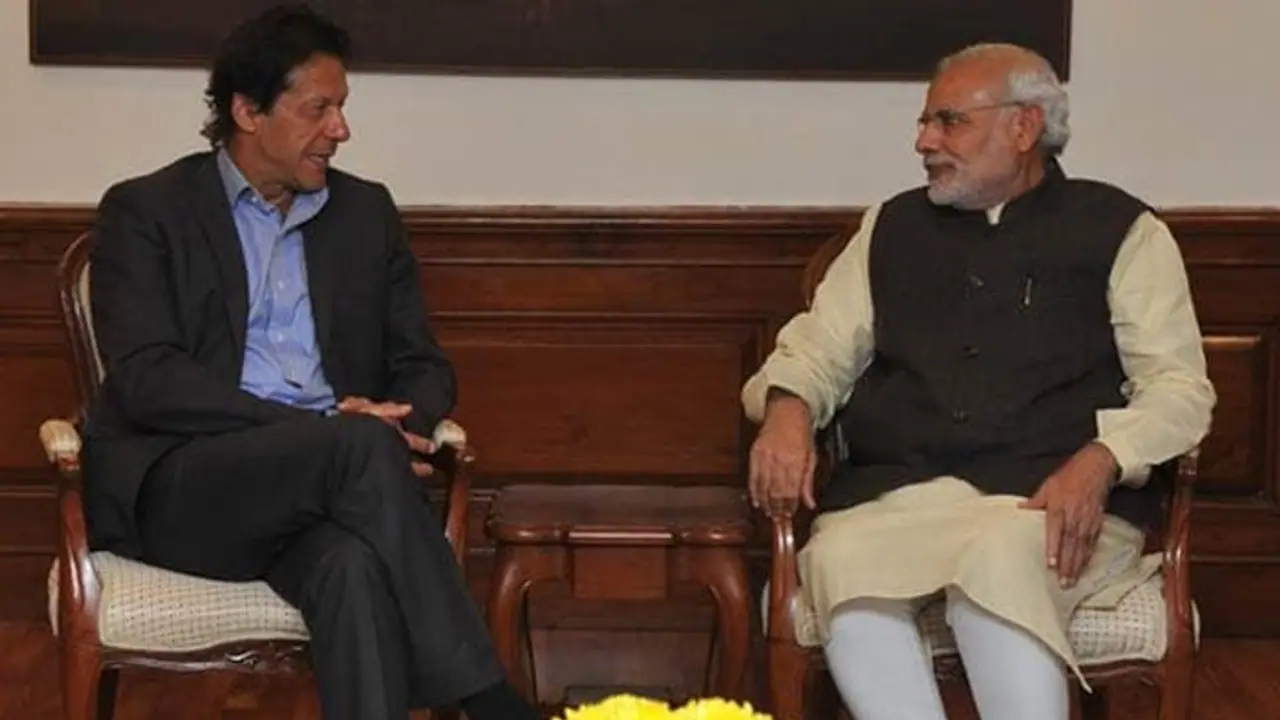 PM Imran Khan says India and Pakistan should resolve conflicts through dialogue PM Imran Khan says India and Pakistan should resolve conflicts through dialogue