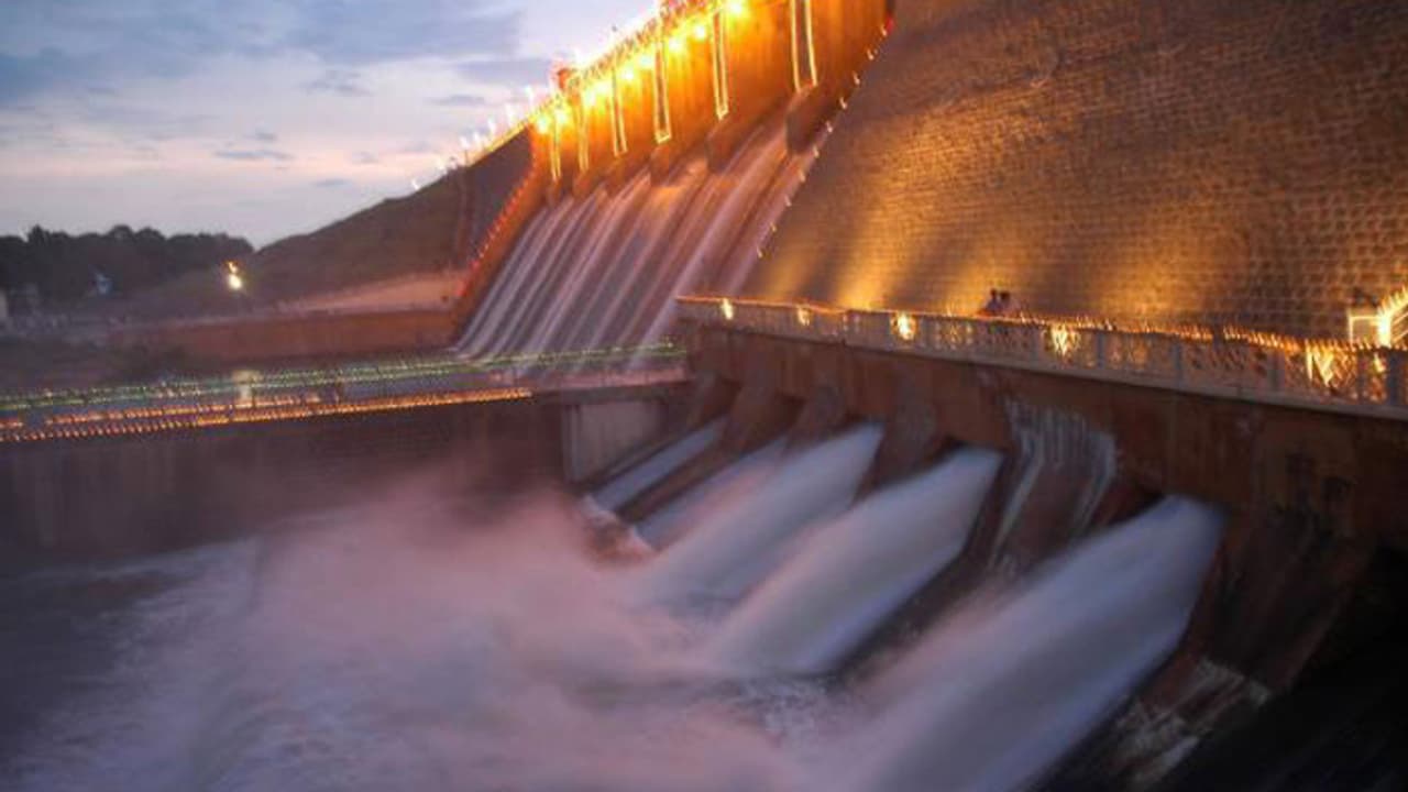 கிடுகிடுவென உயரும் வைகை அணையின் நீர்மட்டம் !! முல்லைப்பெரியாறு அணை திறப்பு .. விவசாயிகள் மகிழ்ச்சி .. கிடுகிடுவென உயரும் வைகை அணையின் நீர்மட்டம் !! முல்லைப்பெரியாறு அணை திறப்பு .. விவசாயிகள் மகிழ்ச்சி ..