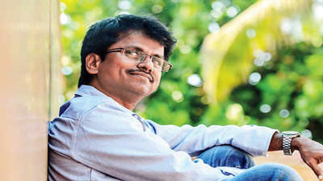 ஏ ஆர் முருகதாஸ் இப்படி செஞ்சிருக்க கூடாது...? மேடையில் வெளுத்து வாங்கிய தயாரிப்பாளர்!! ஏ ஆர் முருகதாஸ் இப்படி செஞ்சிருக்க கூடாது...? மேடையில் வெளுத்து வாங்கிய தயாரிப்பாளர்!!