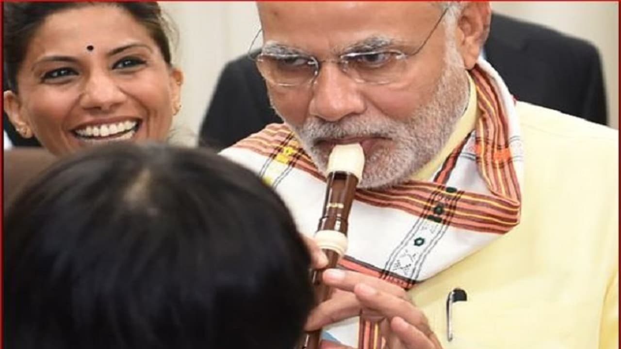 ಡೌನ್ ಜಿಡಿಪಿ: ಮೋದಿ ಊದ್ತಿದ್ದಾರಾ ಬರೀ ಪೀಪಿ? ಡೌನ್ ಜಿಡಿಪಿ: ಮೋದಿ ಊದ್ತಿದ್ದಾರಾ ಬರೀ ಪೀಪಿ?